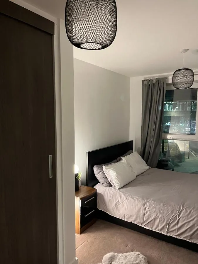 Luxurious Dlr Apartment London United Kingdom